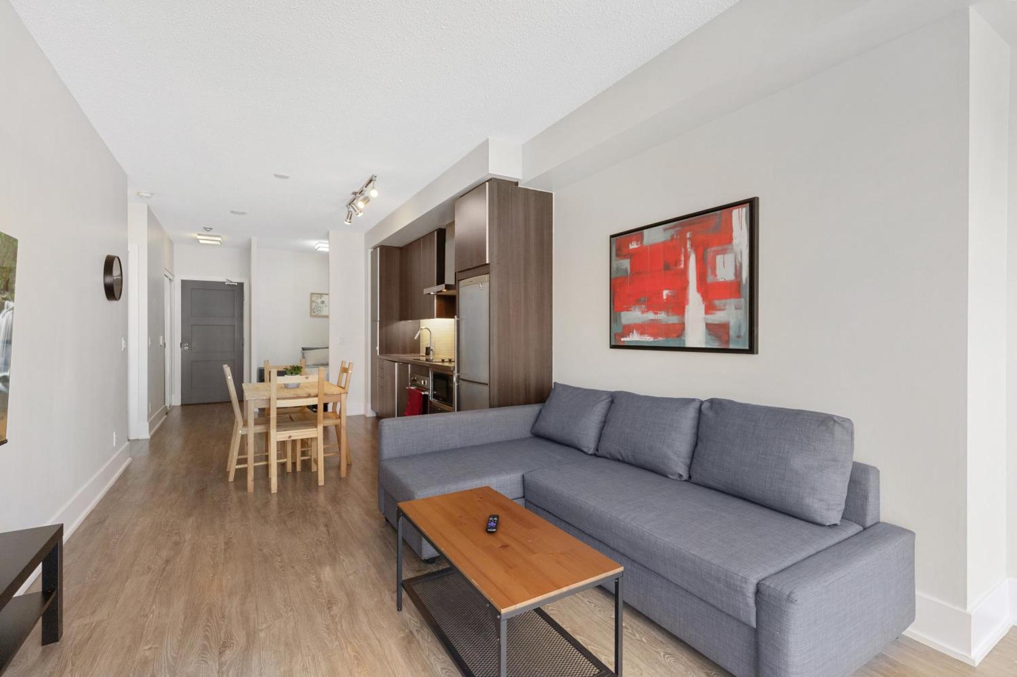2Bedroom Cn Tower And Water Views - Free Parking - Rooftop Pool Торонто Екстер'єр фото