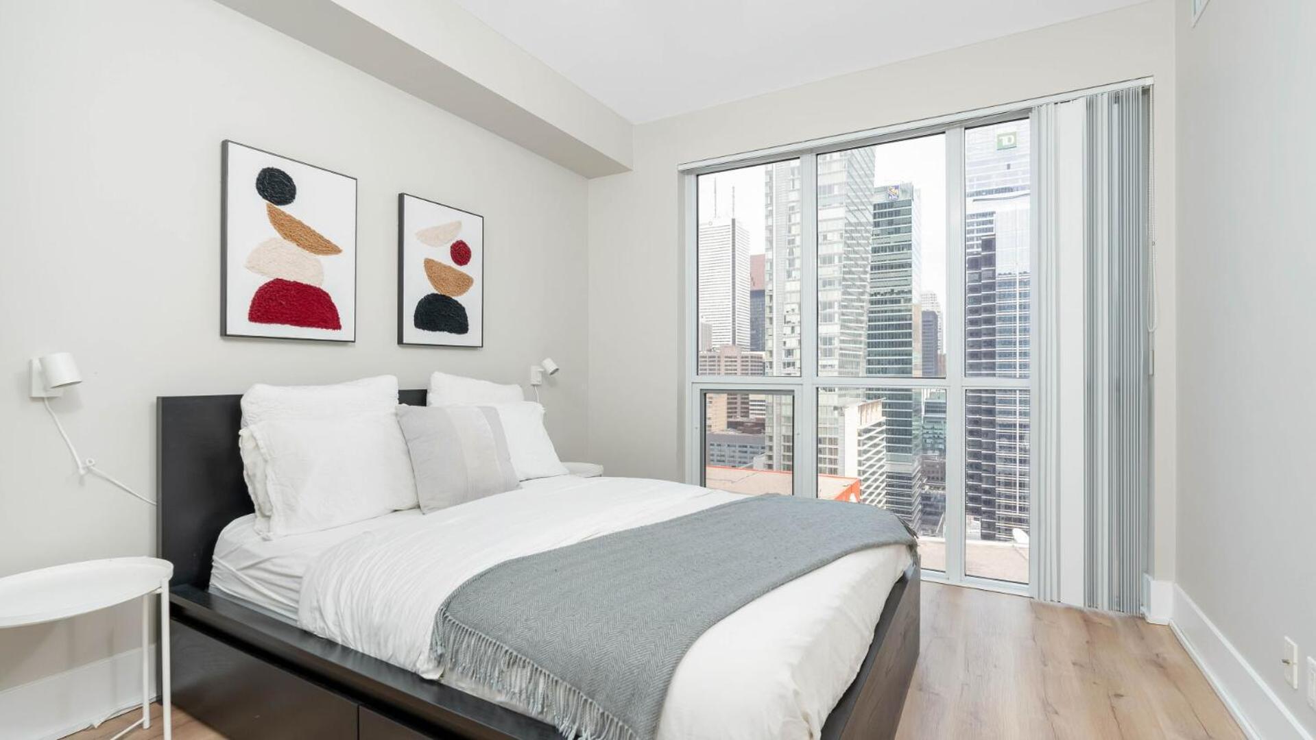 2Bedroom Cn Tower And Water Views - Free Parking - Rooftop Pool Торонто Екстер'єр фото